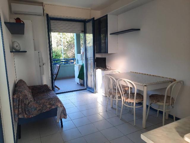 2-room flat in {3}, Lungomare Goffredo Mameli - Photo 1