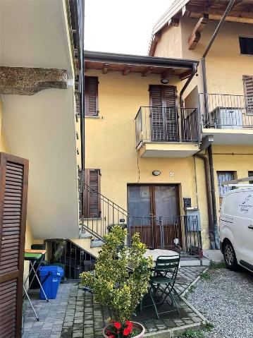 2-room flat, Sesto Calende - Photo 1