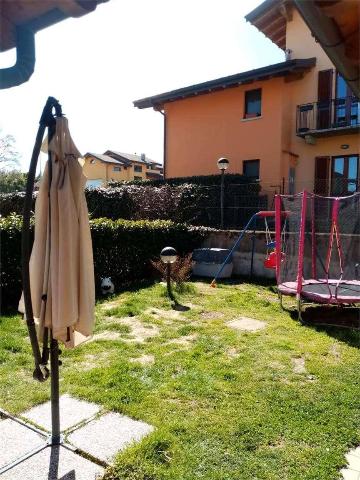 Villa a schiera in Via Bergamo, Taino - Foto 1