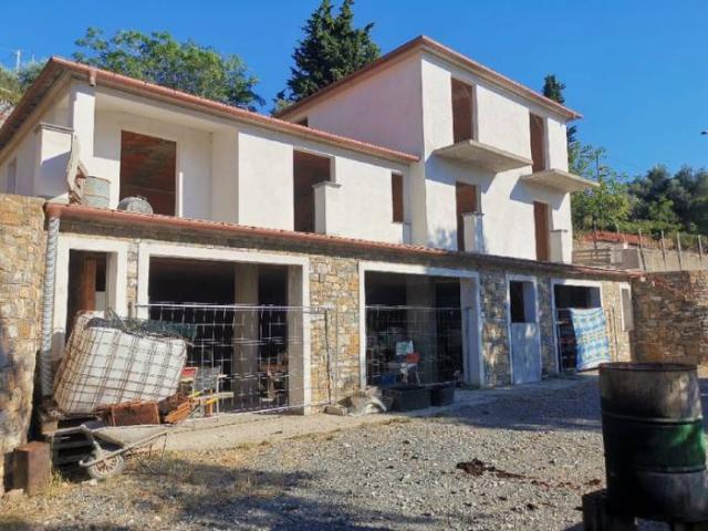 Mansion in {3}, Via Diano Calderina - Photo 1