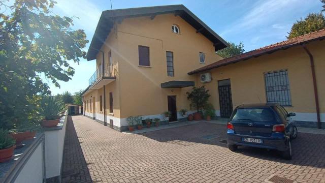 Villa in Via Bolzano 22, Samarate - Foto 1