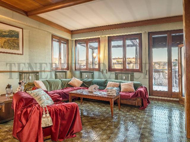 Penthouse in Via Guido Monaco, Arezzo - Foto 1