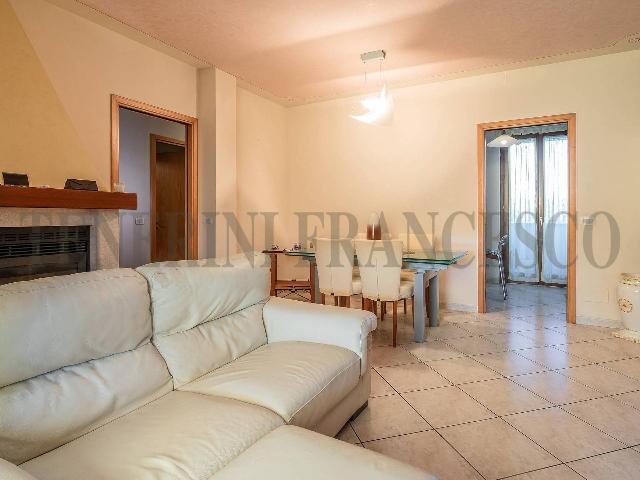 Apartament in {3}, Piazza Magalotto - Photo 1