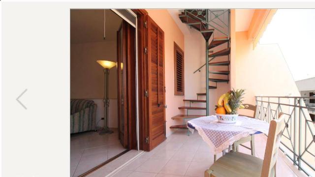 4-room flat in {3}, Piazza Conturrana - Photo 1