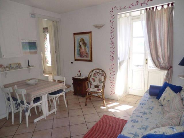 2-room flat in Via Regina S.N.C, Domaso - Photo 1