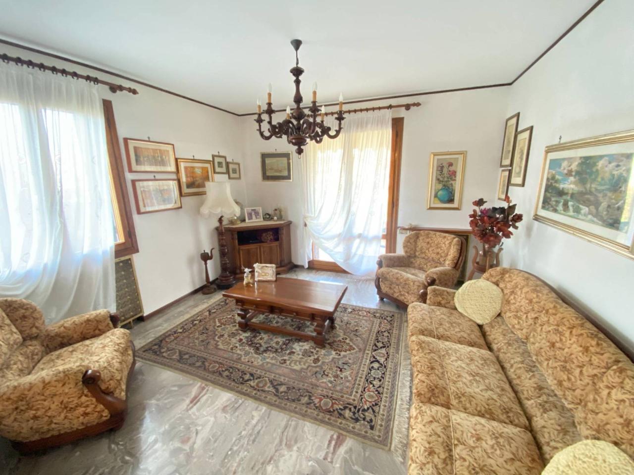 Villa in vendita a Martellago