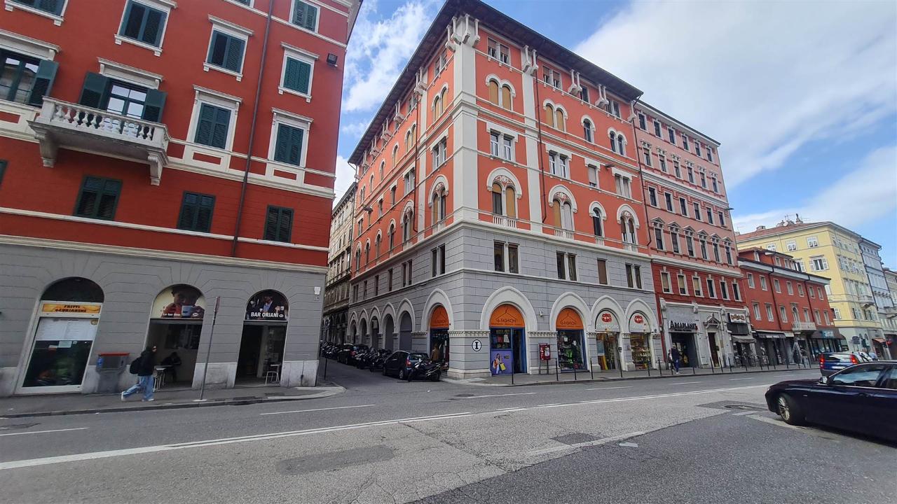 Negozio in , Trieste, {3} - Foto 2