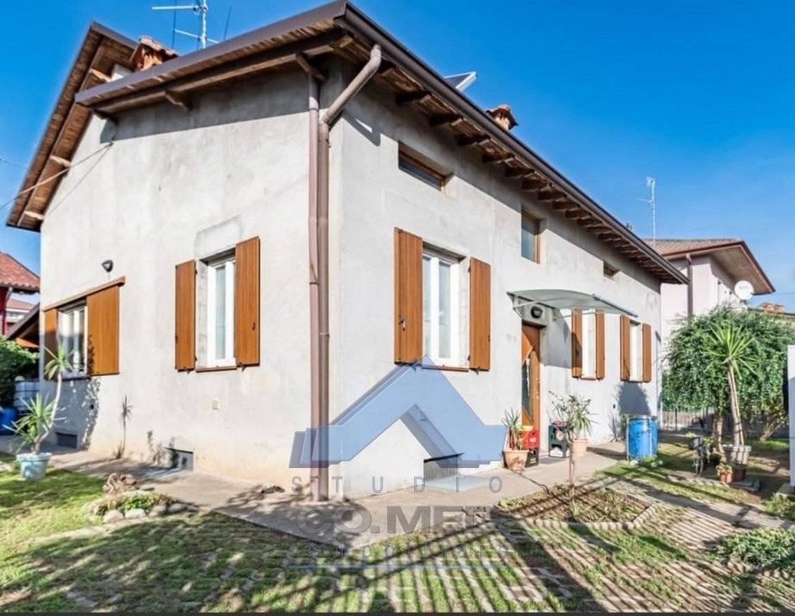Villa in vendita a Seriate