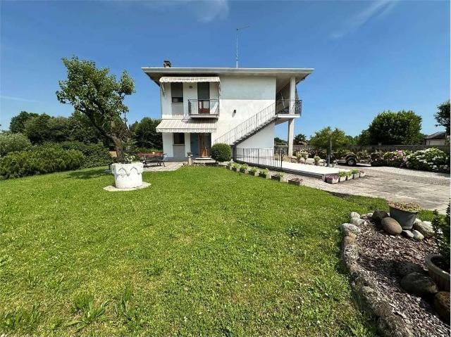 Detached house in Via Castelliviero, Mirano - Photo 1