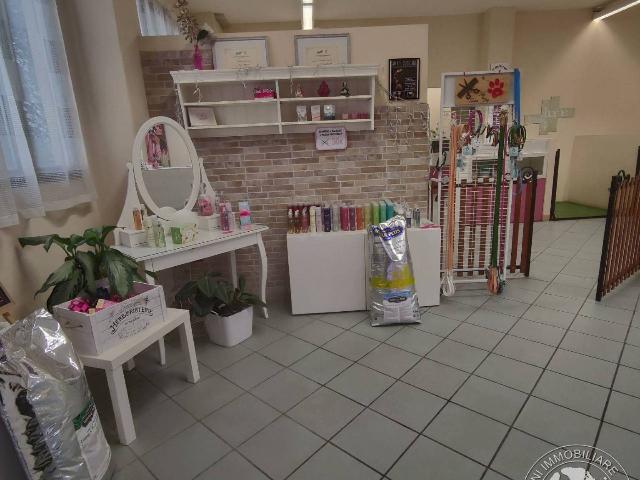 Shop in {3}, Viale Don Giovanni Minzoni 55 - Photo 1