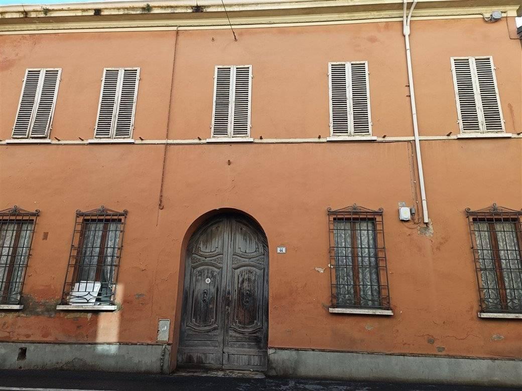Palazzina commerciale in Corso Giuseppe Mazzini 44, Lugo, {3} - Foto 1