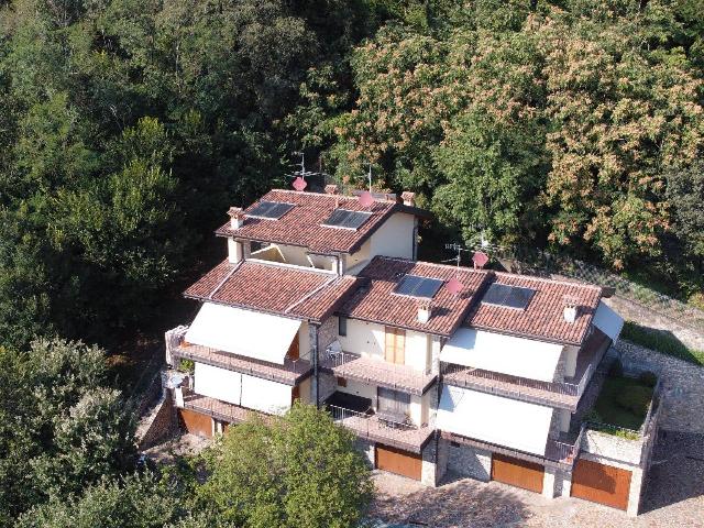 Villa a schiera in Via Cerro, Sarnico - Foto 1