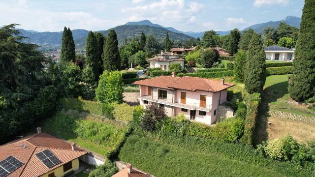 Mansion in Via Castel Montecchio, Villongo - Photo 1