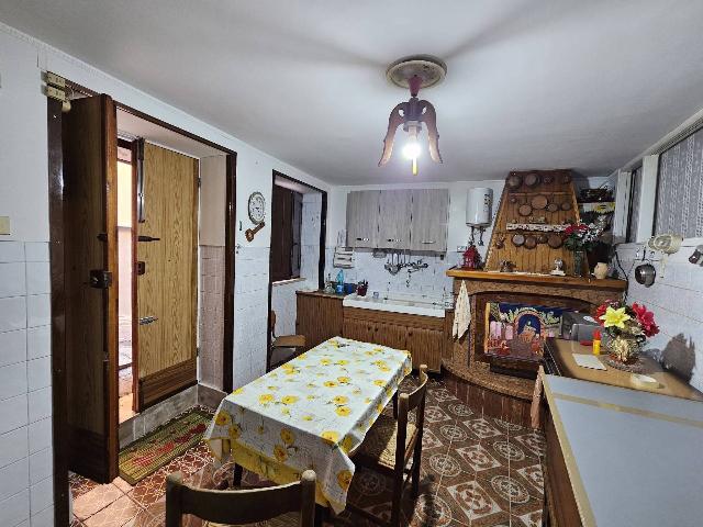 3-room flat in Via San Carlo, Sezze - Photo 1