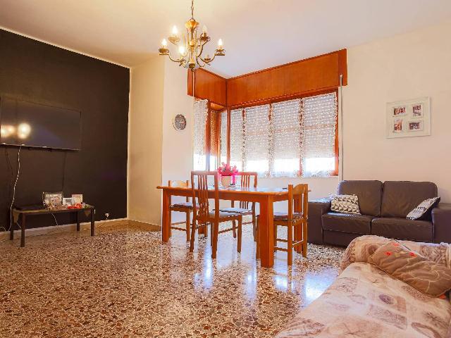 4-room flat in Via Fanfara, Sezze - Photo 1