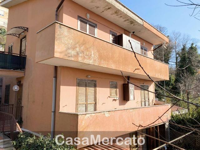 Dreizimmerwohnung in Via Ariccia S.N.C, Rocca di Papa - Foto 1