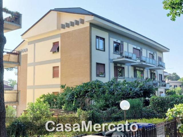 Trilocale in Viale San Bartolomeo, Grottaferrata - Foto 1