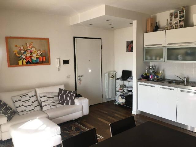 2-room flat in {3}, - Photo 1