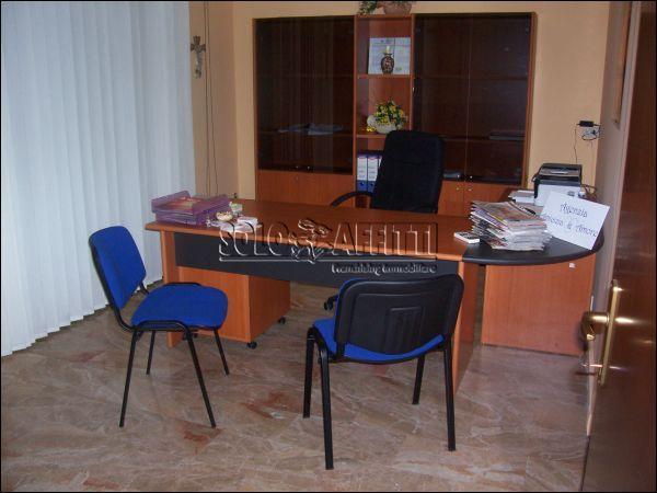 Ufficio in Via Lenin, Carpi, {3} - Foto 1