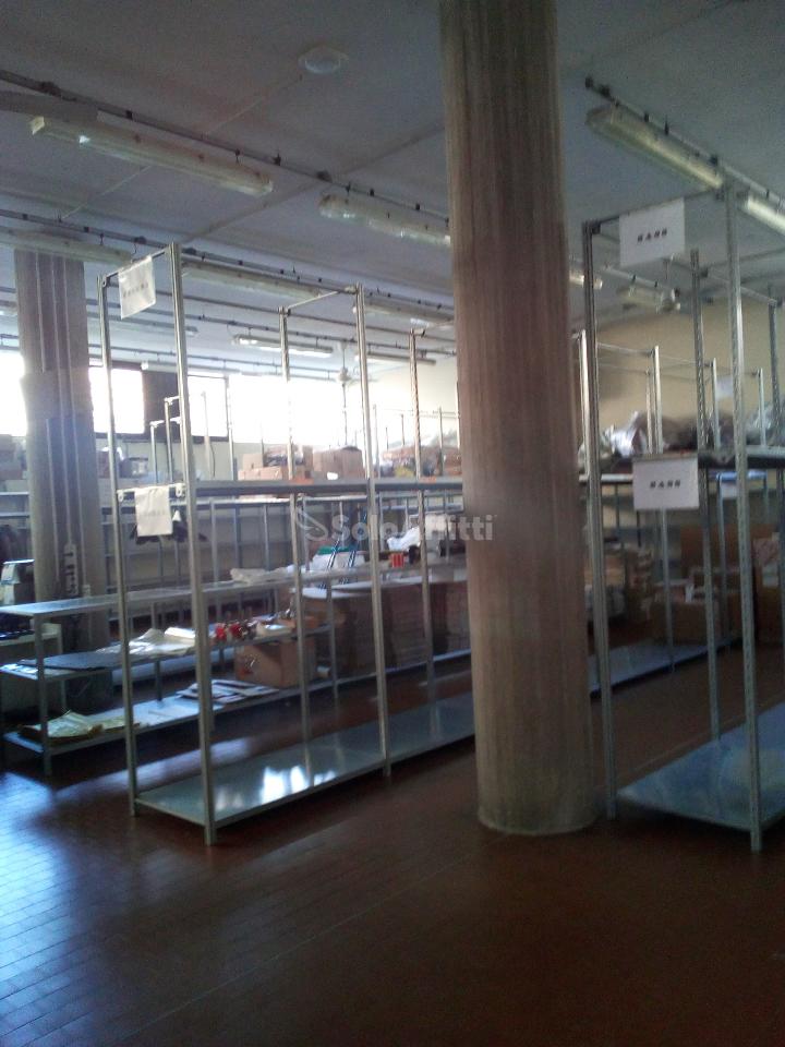 Capannone in Via Molise, Carpi, {3} - Foto 1
