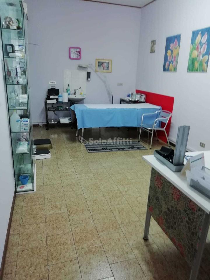 Laboratorio in Via Cuneo 11, Carpi, {3} - Foto 2
