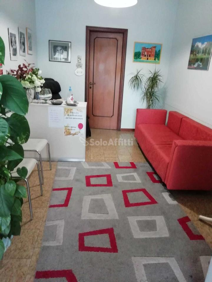 Laboratorio in Via Cuneo 11, Carpi, {3} - Foto 1