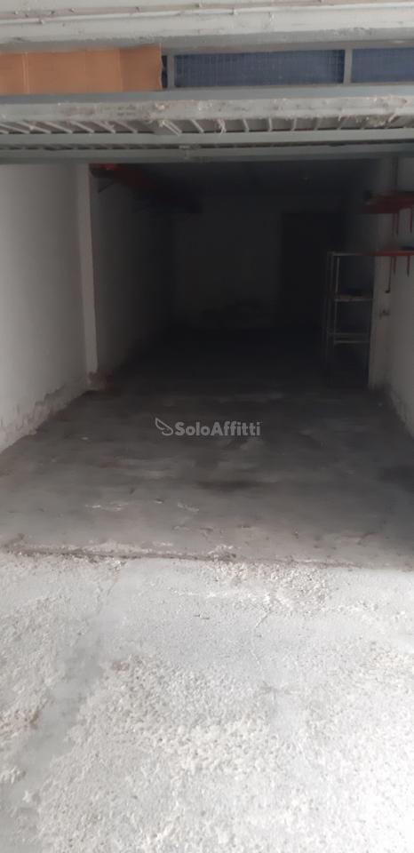 Parcheggio chiuso in Via Niccolò Machiavelli 14, Carpi, {3} - Foto 1