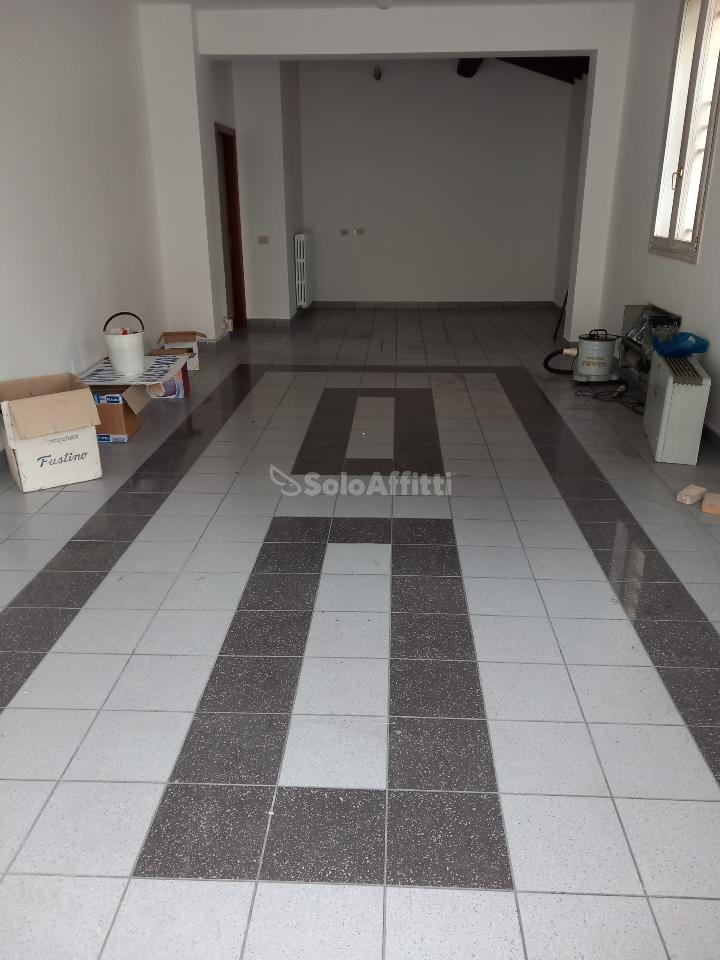 Negozio in Via Guido Fassi, Carpi, {3} - Foto 2