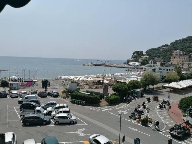 3-room flat in Lungomare Ammiraglio Bettolo, Recco - Photo 1