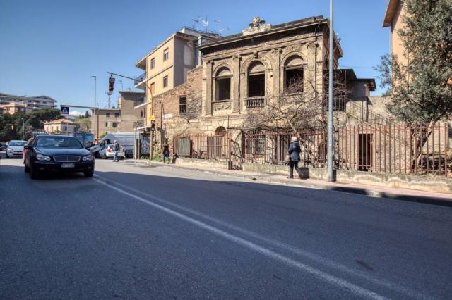 Mansion in Strada Statale Orientale Sicula, Messina - Photo 1