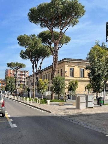 Negozio in Via Arturo Labriola, Giugliano in Campania - Foto 1