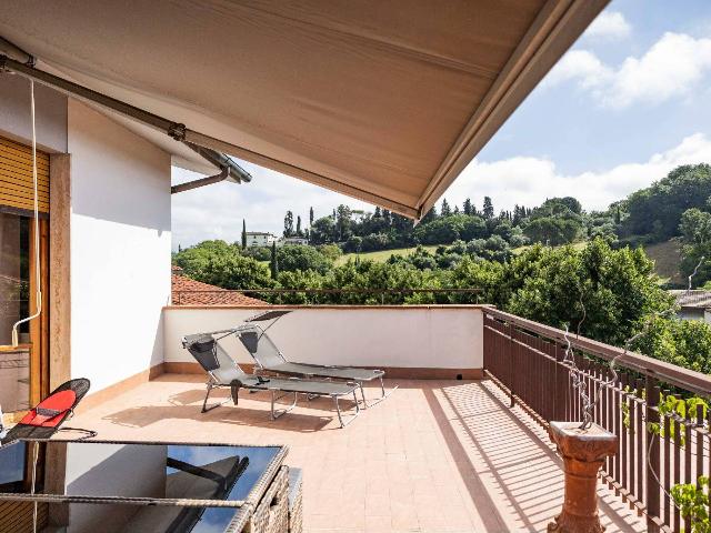 4-room flat in Via Dante Alighieri, Bagno a Ripoli - Photo 1