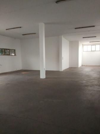 Negozio in , Caerano Di San Marco, {3} - Foto 1