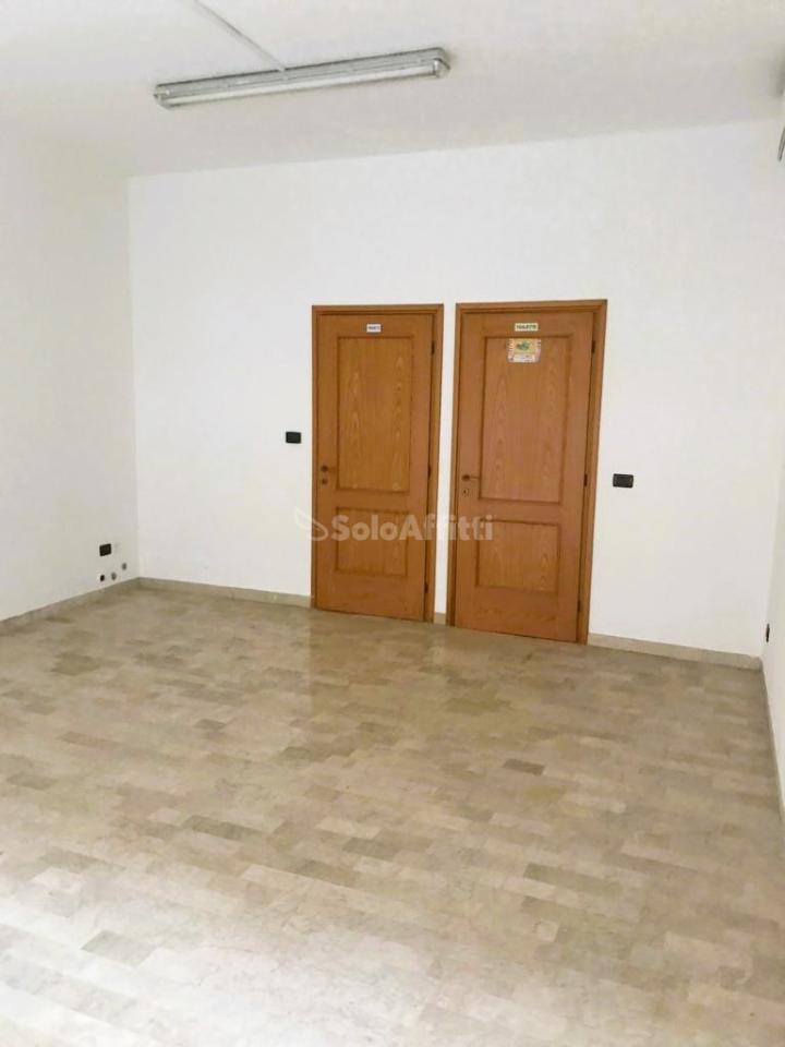 Negozio in , Castel Goffredo, {3} - Foto 1
