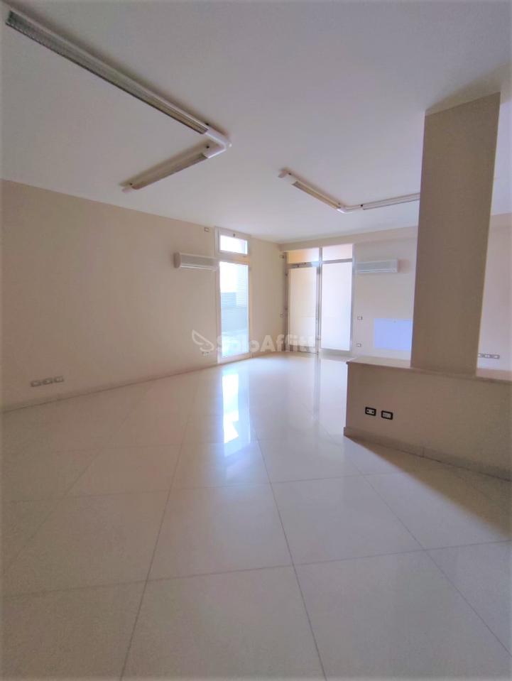 Ufficio in , Montichiari, {3} - Foto 1