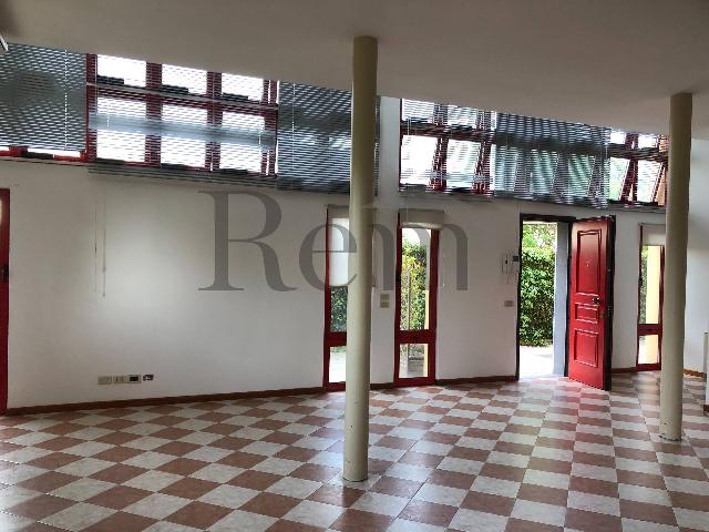 Shared office in Viale IV Novembre, Treviso - Photo 1