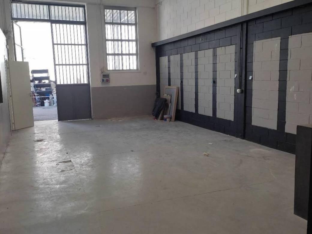 Magazzino in Via Keplero, Settimo Milanese - Foto 1