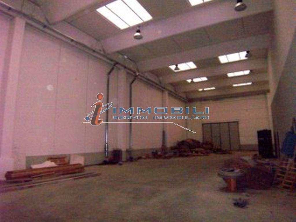 Magazzino in Via Galvani, Peschiera Borromeo - Foto 1