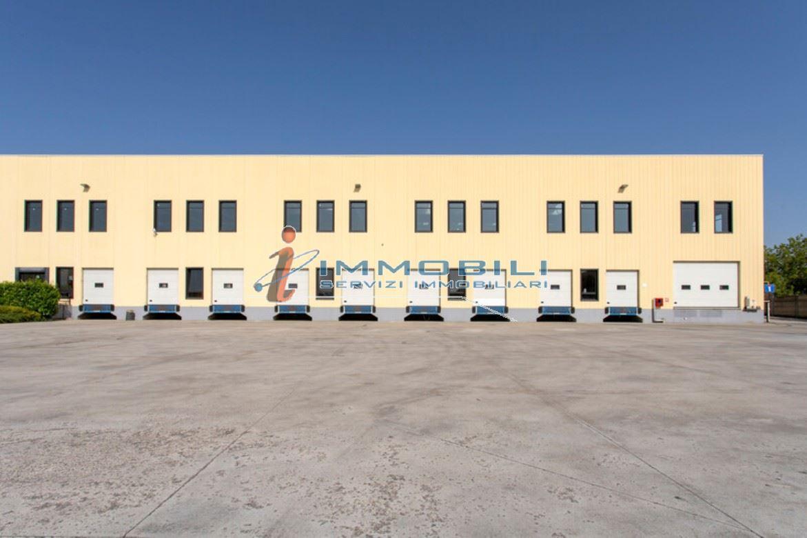 Laboratorio in Via Collodi, Calderara Di Reno, {3} - Foto 2