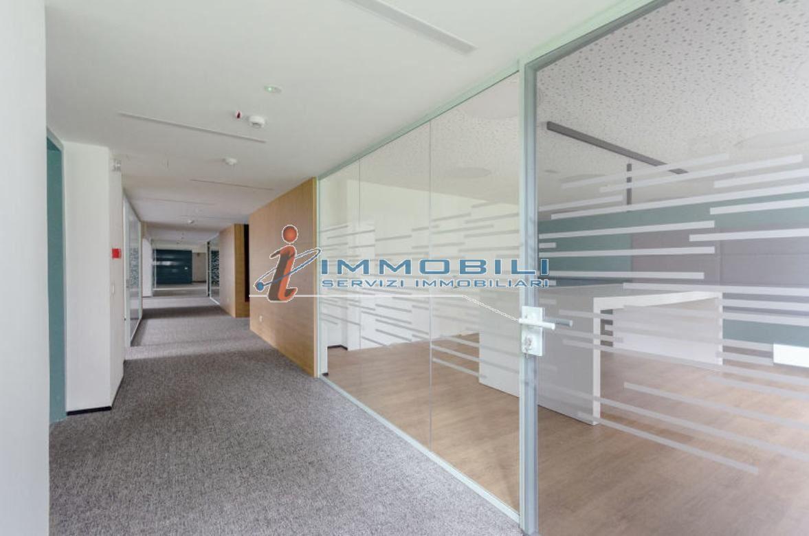 Ufficio in Via Lomazzo Paolo, Milano, {3} - Foto 2