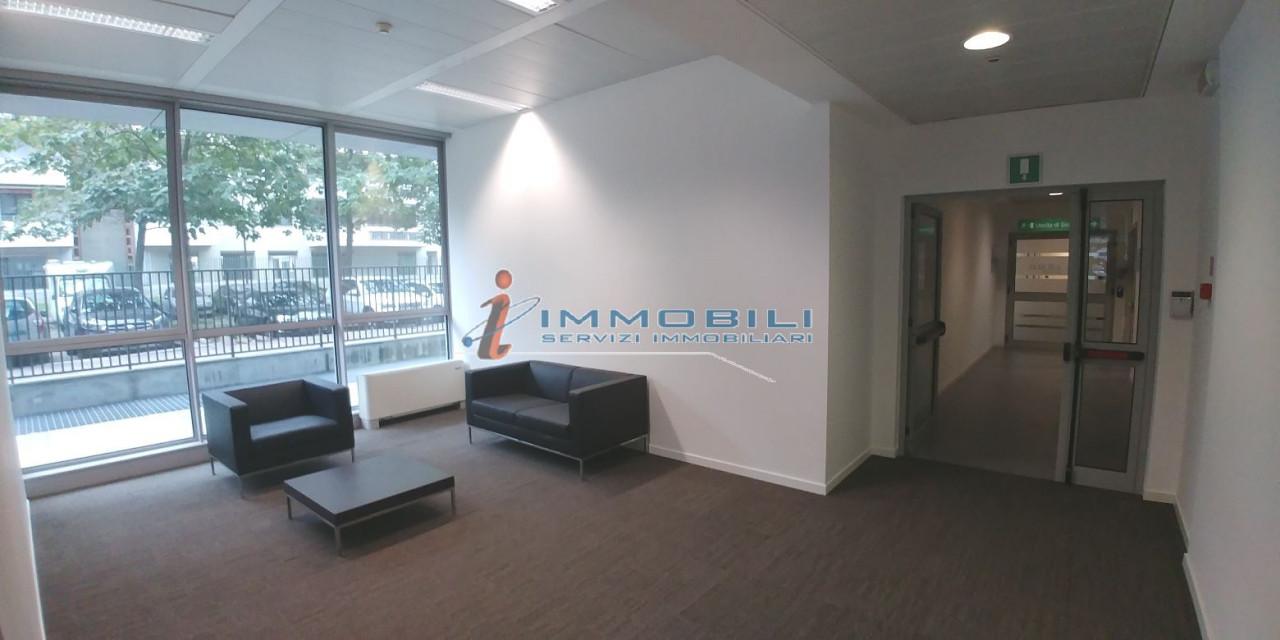 Ufficio in Via Bazzi Carlo, Milano, {3} - Foto 2