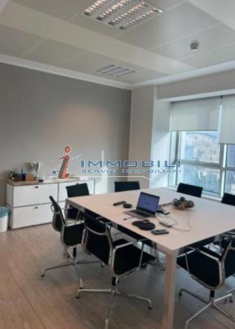 Office in Via Vittor Pisani, Milano - Photo 1