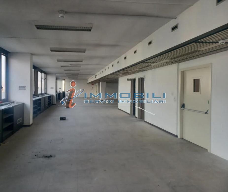 Ufficio in Via Gallarate, Milano, {3} - Foto 2