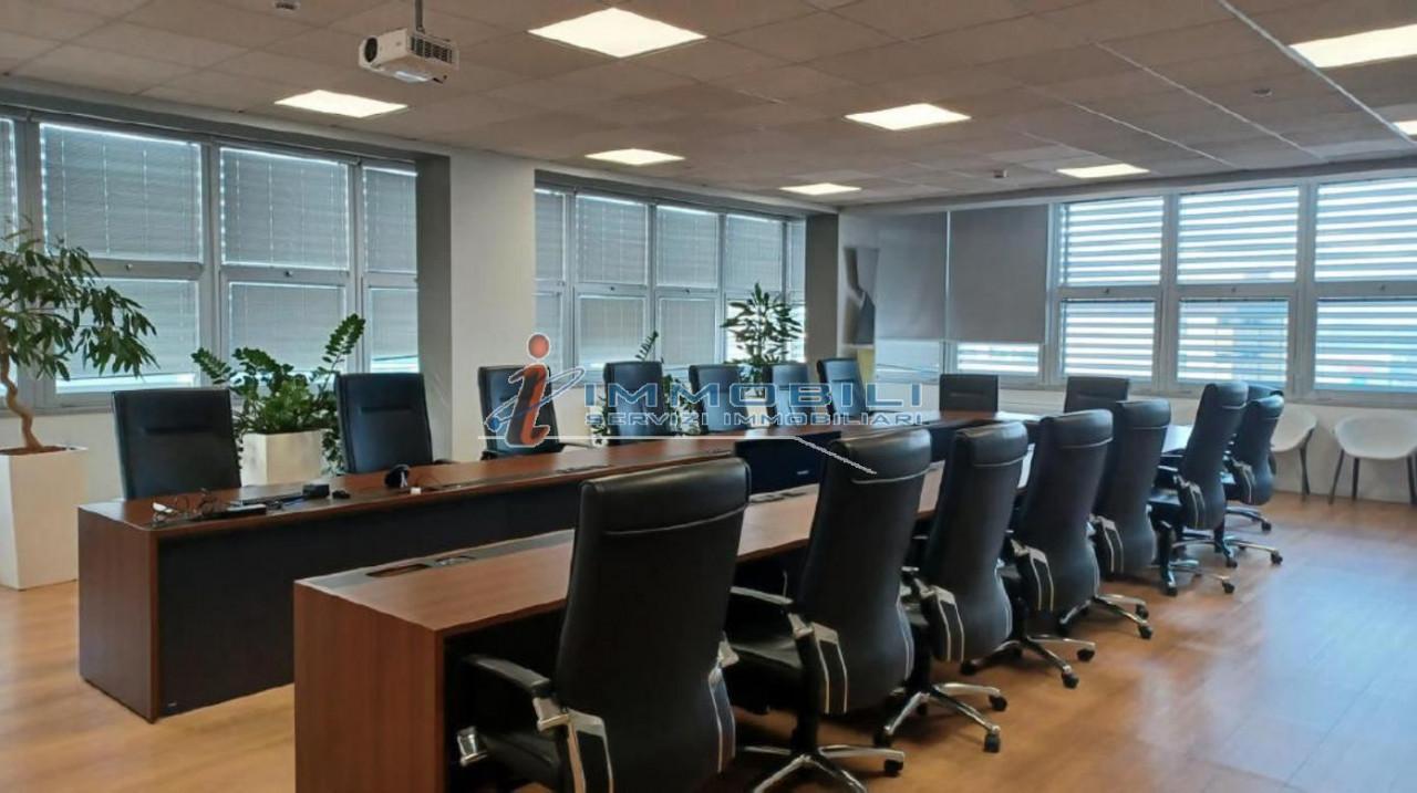 Ufficio in Via Grosio, Milano, {3} - Foto 1