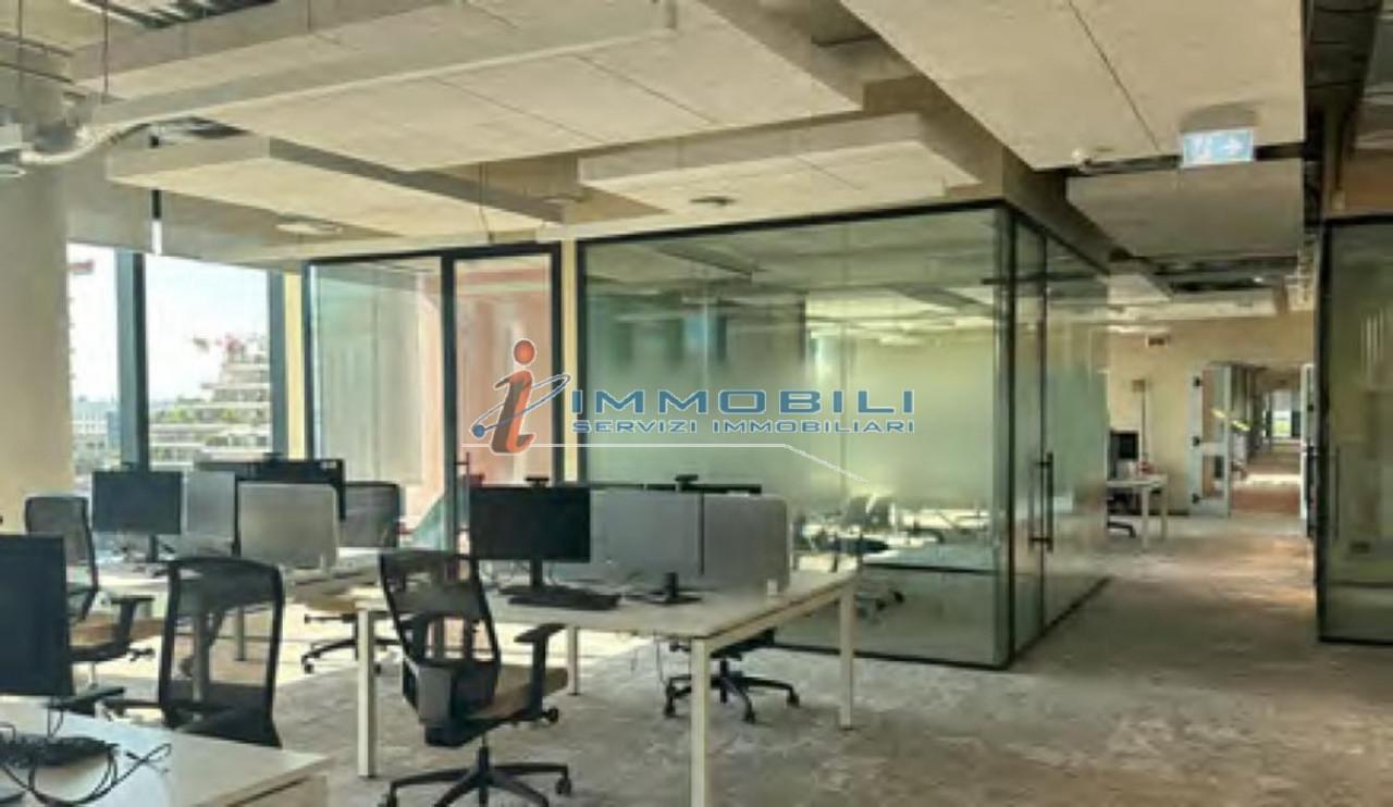 Ufficio in Viale Ortles, Milano, {3} - Foto 1