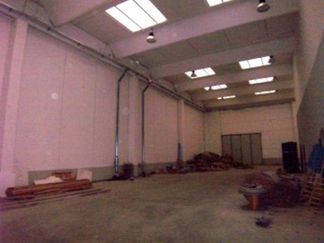 Industrial shed in {3}, Via Galvani - Photo 1