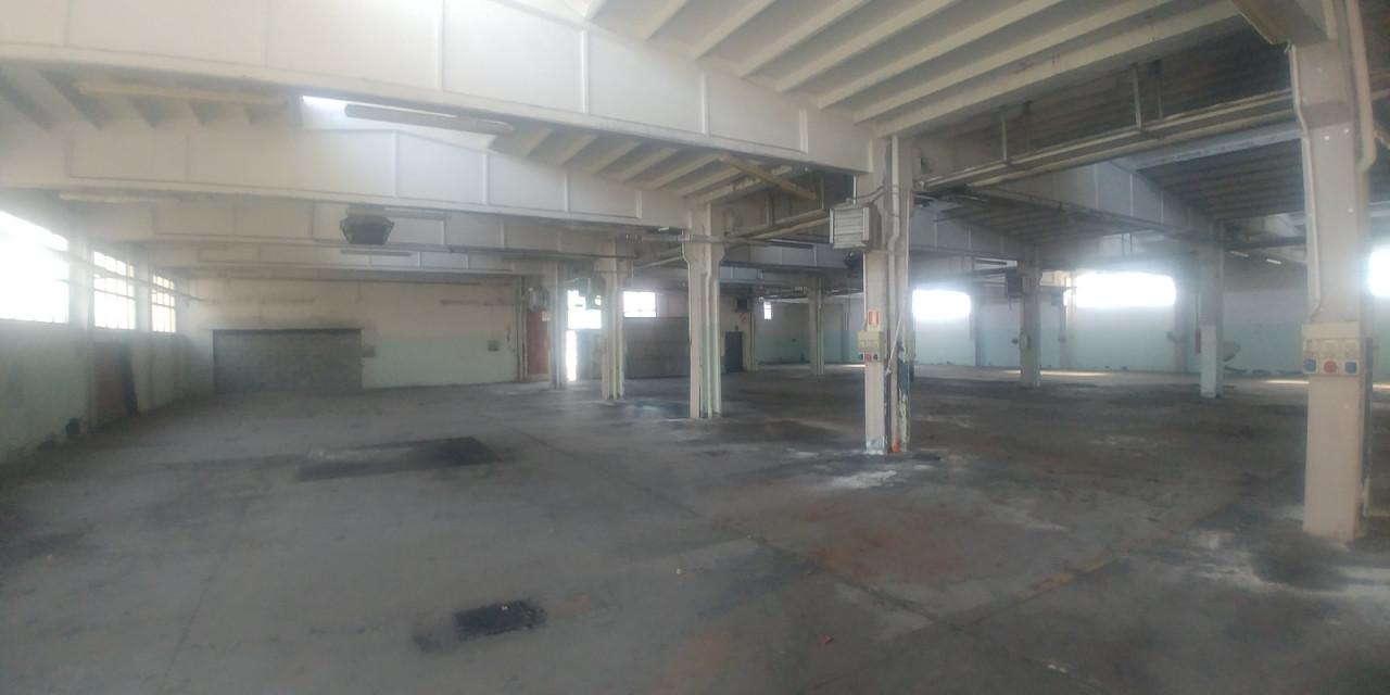 Magazzino in Via Bergamo, Pioltello - Foto 1
