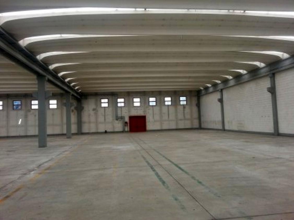 Magazzino in Via Ancona, Trezzano Rosa - Foto 1