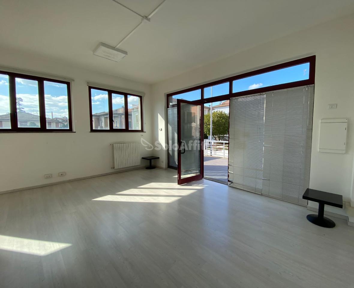 Ufficio in , Jesi, {3} - Foto 2