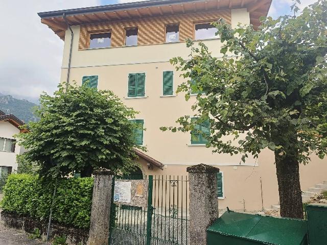 Dreizimmerwohnung in Via Conciliazione, Castione della Presolana - Foto 1